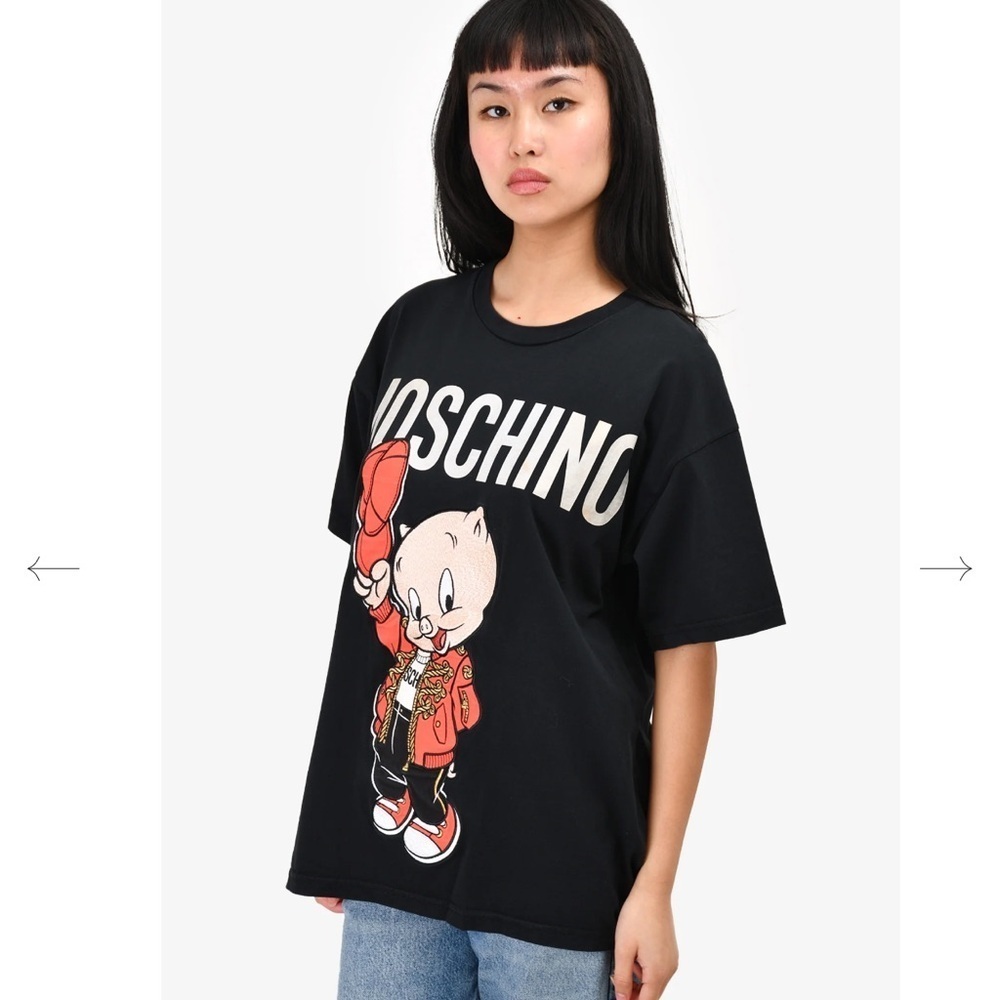 Moschino Couture Porky Chinese NY Tshirt size small |Black